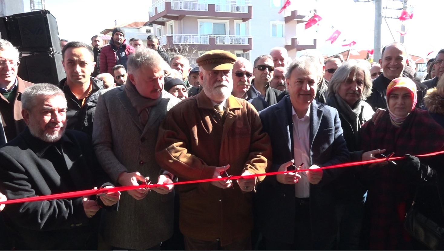 Başkan Mustafa İduğ dördüncü pazaryerini açtı
