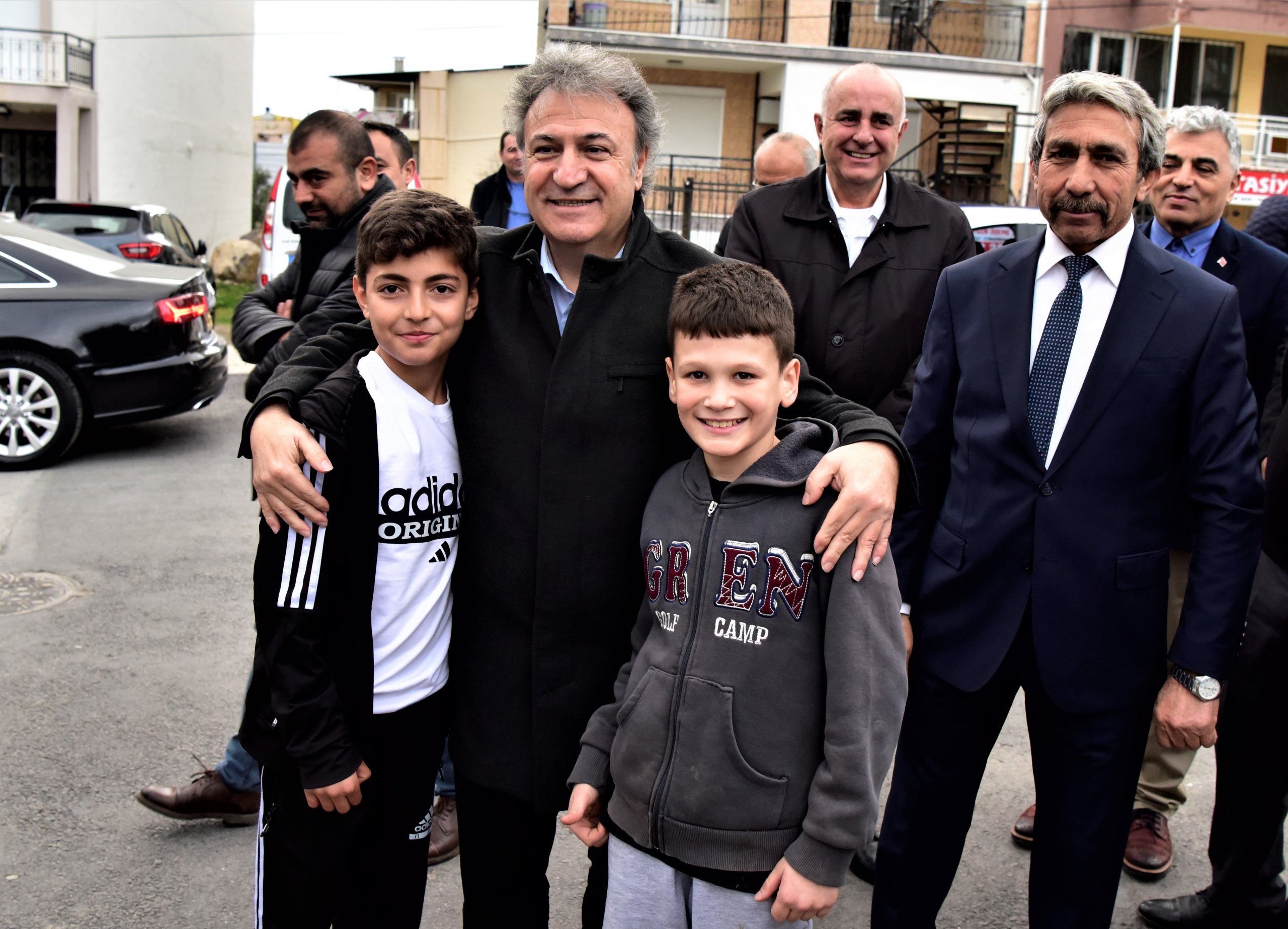Başkan İduğ mahalle gezilerine Atatürk ve İnönü Mahalleleri ile devam etti