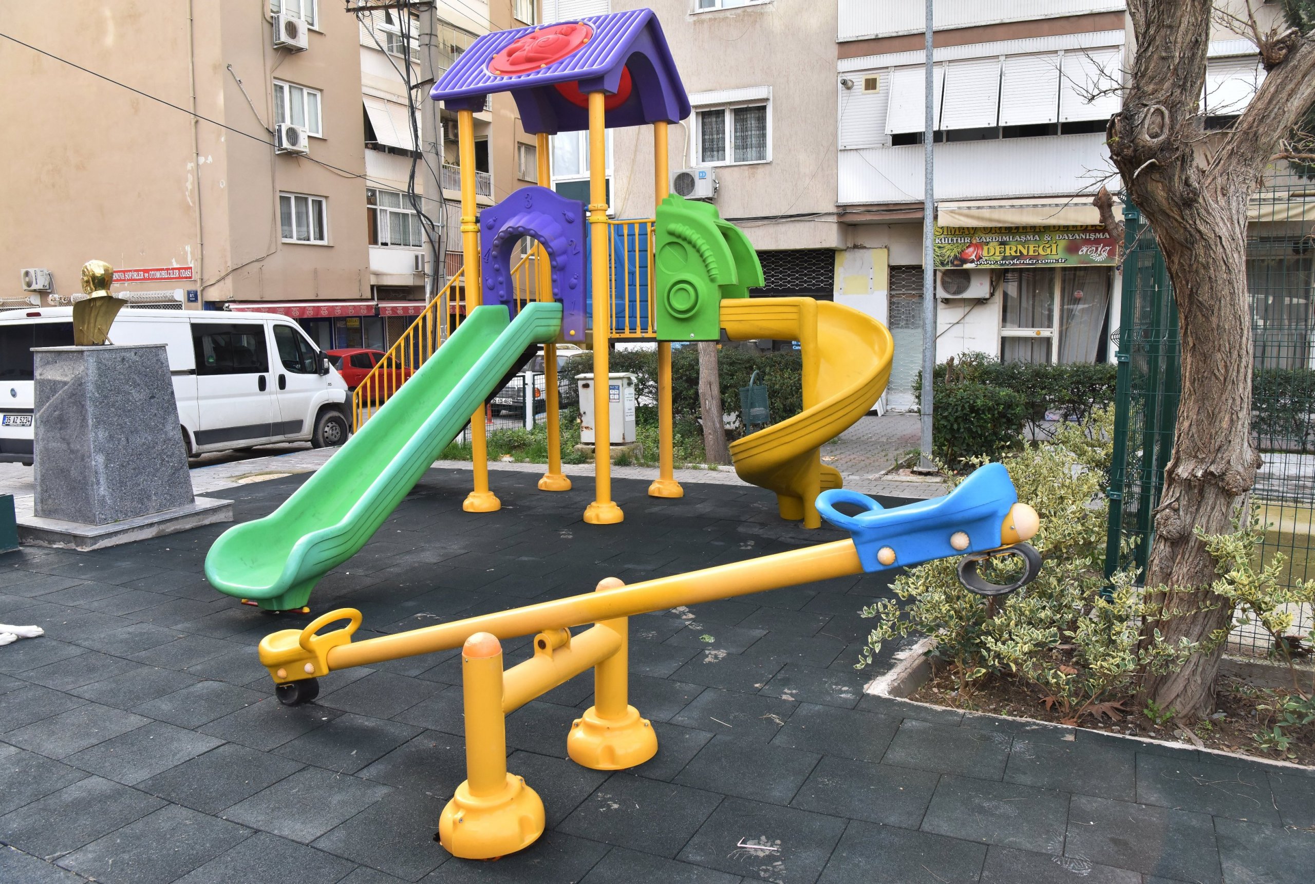 Çocuklar için güvenli parklar