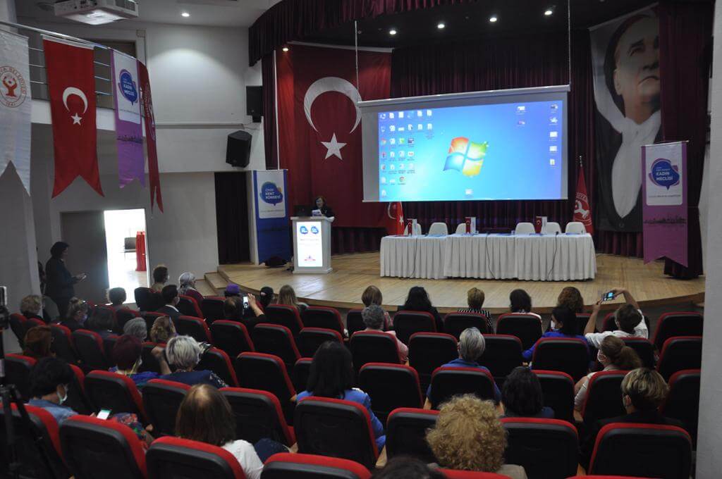 İzmir Kent Konseyi STK Yerleşkesi’nde toplandı