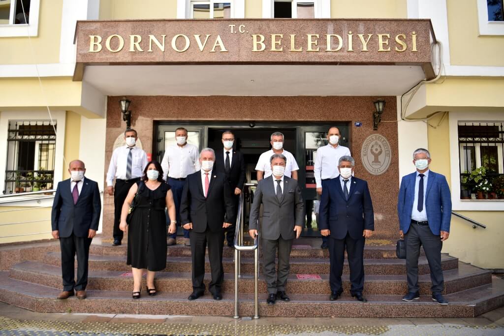 Başkan İduğ:

“Bornova’mız için mola vermeden çalışmaya devam edeceğiz”